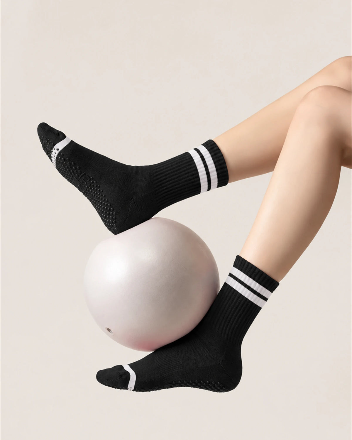 The Classic Grip Socks